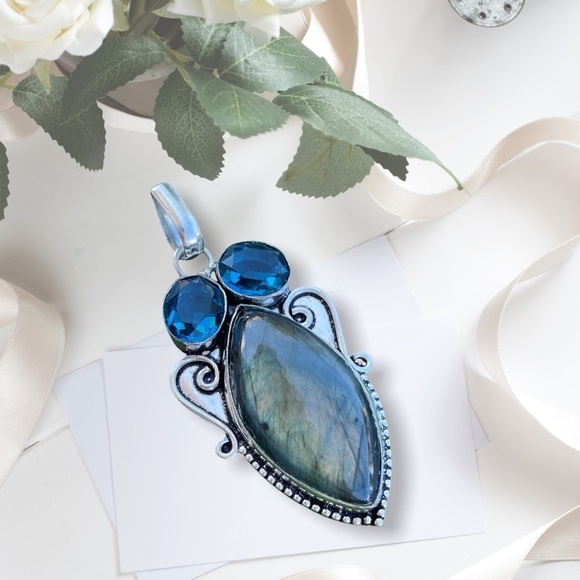 Sterling Silver Jewelry 925 Labradorite Gemstone Pendant London Blue Topaz